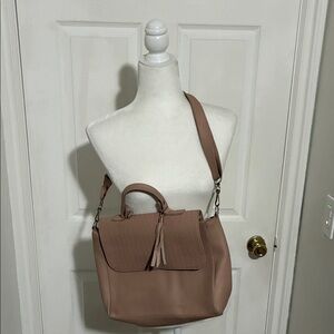 Elegant Tan Handbag